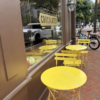 Bethesda Chocolates - Outside seating - Chocolatiers & Shops Near Me - Bethesda, Maryland Bethesda Chocolates - Outside seating - Chocolatiers & Shops Near Me - Bethesda, Maryland