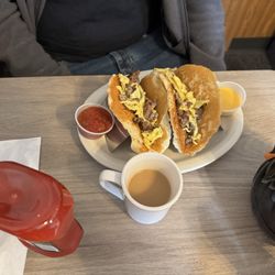 Pancakes & Burgers - Pancake and burger taco (special for this month)