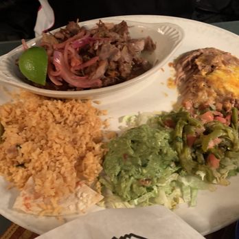 El Cholo - Carnitas plato - Mexican Near Me - Los Angeles, California El Cholo - Carnitas plato - Mexican Near Me - Los Angeles, California