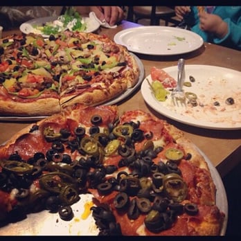 Upper Crust Pizza - Pizza Near Me - Cathedral City, California Upper Crust Pizza - Pizza Near Me - Cathedral City, California