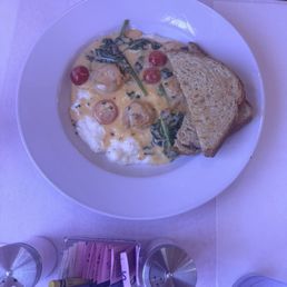 Shrimp & Grits Shrimp & Grits