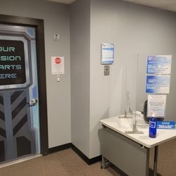 Escape In Time - Madison - Pre-lobby lobby. This is where you can enter if your full group is there