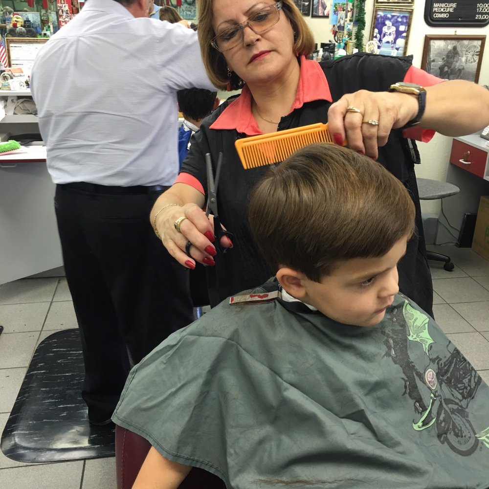 Robert's Barber Shop - Kids get great haircuts - Barbers Near Me - Sunrise, Florida Robert's Barber Shop - Kids get great haircuts - Barbers Near Me - Sunrise, Florida