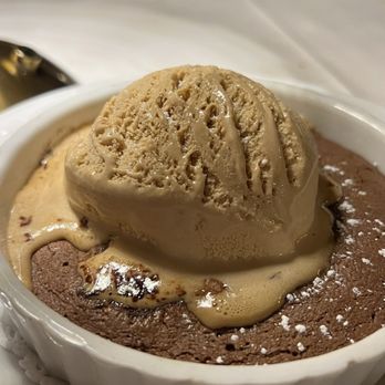 The Culver Hotel Bar & Restaurant - Chocolate fondant - Hotels Near Me - Culver City, California The Culver Hotel Bar & Restaurant - Chocolate fondant - Hotels Near Me - Culver City, California