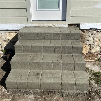 Freedom Contracting Of Texas - the steps leading to the front door - General Contractors Near Me Freedom Contracting Of Texas - the steps leading to the front door - General Contractors Near Me