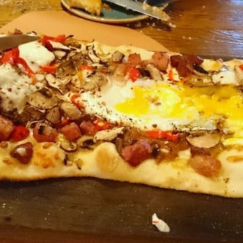 Scaddabush - Smoked Bacon & Egg Pizza - Italian Near Me - Scarborough, Ontario Scaddabush - Smoked Bacon & Egg Pizza - Italian Near Me - Scarborough, Ontario