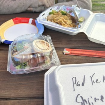 Rose's Kitchen - Thai Near Me - Manchaca, Texas