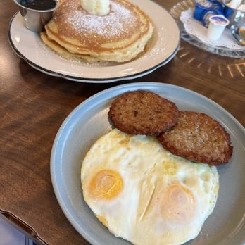 Sunny Side Cafe - Turkey sausage and eggs - Breakfast & Brunch Near Me - Seal Beach, California Sunny Side Cafe - Turkey sausage and eggs - Breakfast & Brunch Near Me - Seal Beach, California