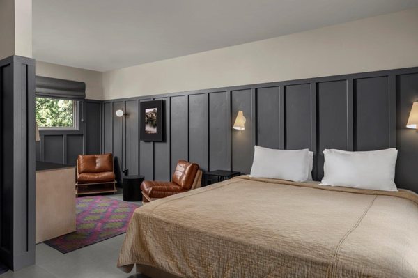 The Coachman Hotel by null