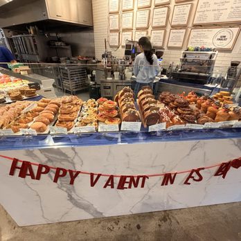 D'Andrews Bakery & Cafe - Bakeries Near Me - Nashville, Tennessee