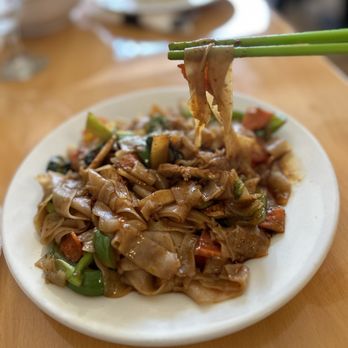 Nine Thai Kitchen - Drunken Noodle - Thai Near Me - Philadelphia, Pennsylvania Nine Thai Kitchen - Drunken Noodle - Thai Near Me - Philadelphia, Pennsylvania