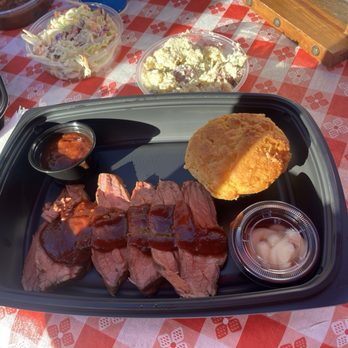 Ludy's BBQ and Catering - Tri-Tip Dinner - Barbeque Near Me - Woodland, California Ludy's BBQ and Catering - Tri-Tip Dinner - Barbeque Near Me - Woodland, California