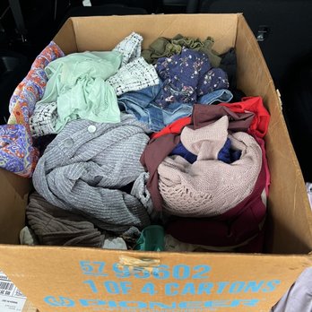 Plato's Closet - The entire box - Accessories Near Me - Ridgeland, Mississippi