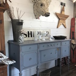 Vintage 71 - A beautiful buffet we have here in store
