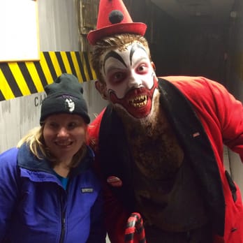 The Massacre Haunted House - Scary clowns will pose with your kids. Perfect. Scare them to Hell - Haunted Houses Near Me - Montgomery, Illinois The Massacre Haunted House - Scary clowns will pose with your kids. Perfect. Scare them to Hell - Haunted Houses Near Me - Montgomery, Illinois