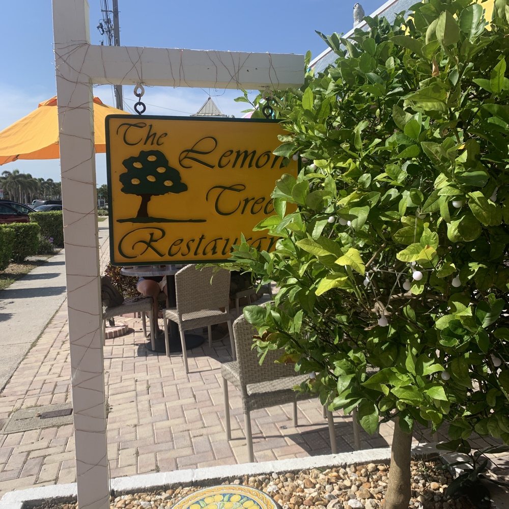 Lemon Tree - Sign - Breakfast & Brunch Near Me - Vero Beach, Florida