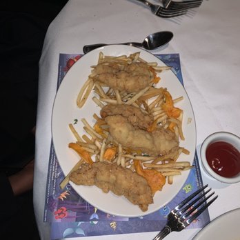 Chart House - My 12-year old brother who only eats very select foods was able to get exactly what he wanted and he said it was delicious - Seafood Near Me - Weehawken, New Jersey