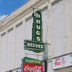 Reeves Drug Store - Neon sign out front