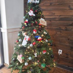 Tropical Smoothie Cafe - Christmas tree