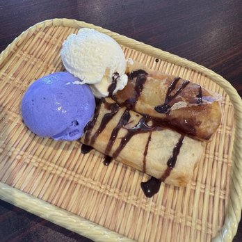 Pinoy Grill - Turon with Ice Cream - Filipino Near Me - Arlington Heights, Illinois