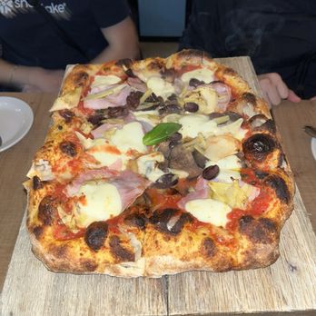 Di Beppe - Prosciutto cotto pizza - Italian Near Me - Vancouver, British Columbia Di Beppe - Prosciutto cotto pizza - Italian Near Me - Vancouver, British Columbia