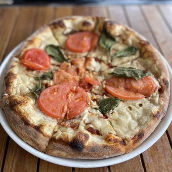 Christopher's Kitchen - Margherita pizza - Vegan Near Me - Palm Beach Gardens, Florida