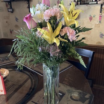 Canton Flower Shop - Great Valentines Day Bouquet! I highly recommend them if you want nice flowers. - Florists Near Me - Canton, Ohio Canton Flower Shop - Great Valentines Day Bouquet! I highly recommend them if you want nice flowers. - Florists Near Me - Canton, Ohio