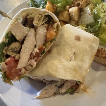 Brick & Brew - Mediterranean chicken wrap (chicken was very dry) - Gastropubs Near Me - Media, Pennsylvania