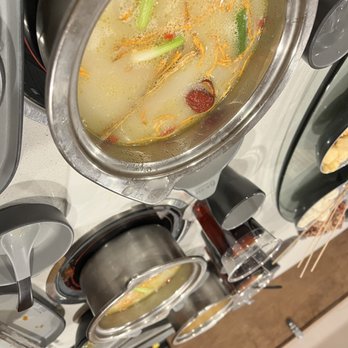Liuyishou Hotpot - Black pepper chicken soup base - Hot Pot Near Me - Flushing, New York