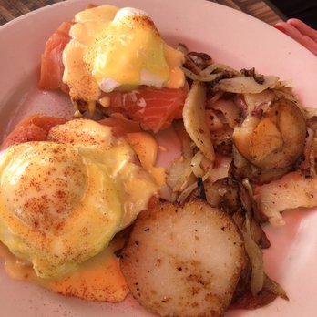 McGregor Cafe - Dawne F's salmon eggs Benedict - Breakfast & Brunch Near Me - Fort Myers, Florida