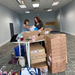 Coastal Carolina Yarns - Before my opening day, there was so much to do! Stop by to check out what is new....