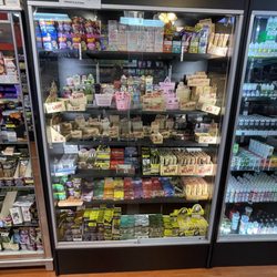 VAPES & KAVA