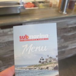 Submarina