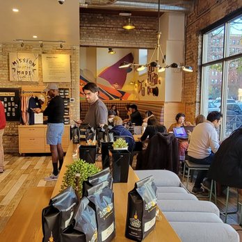 Philz Coffee - Coffee & Tea Near Me - Chicago, Illinois