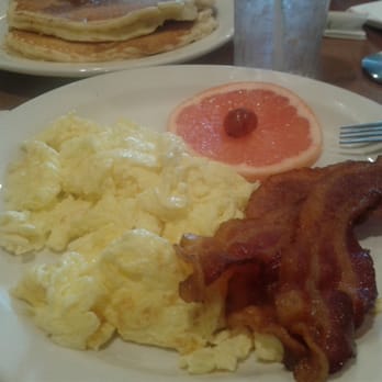 Bon Appetit Cafe - Original breakfast with bacon - American Near Me - Houston, Texas