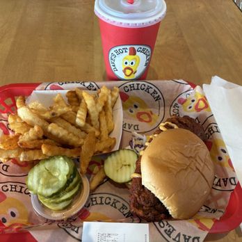 Dave's Hot Chicken - #Dave's #4 1 Slider with Fries - Chicken Shop Near Me - Melrose Park, Illinois