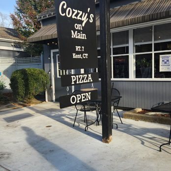 Cozzy's On Main - Pizza Near Me - Kent, Connecticut