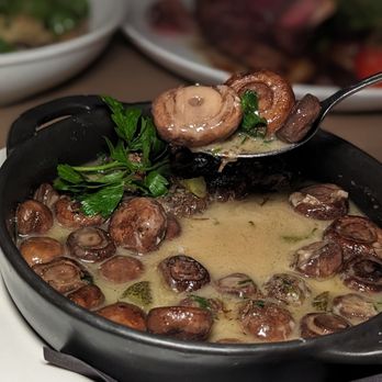 Lunetta Dining Room & Bar - Madeira Roasted Mushrooms - New American Near Me - Santa Monica, California