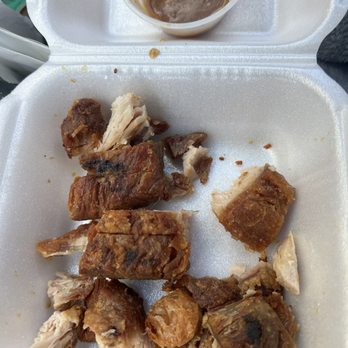Art's Kitchen - Lechon - Filipino Near Me - Duarte, California