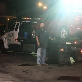 Bullet Towing - Mr. Daniel B taking excellent care of my vehicle!  *Bullet Towing* - Towing Near Me - Austin, Texas