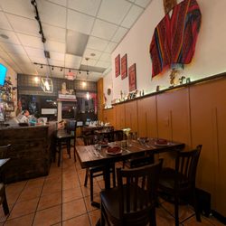 Quenas Restaurant