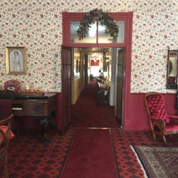 Josephine Hotel - Hallway to the rooms