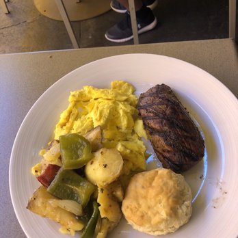 North Harbor Club - Steak and eggs - New American Near Me - Davidson, North Carolina North Harbor Club - Steak and eggs - New American Near Me - Davidson, North Carolina