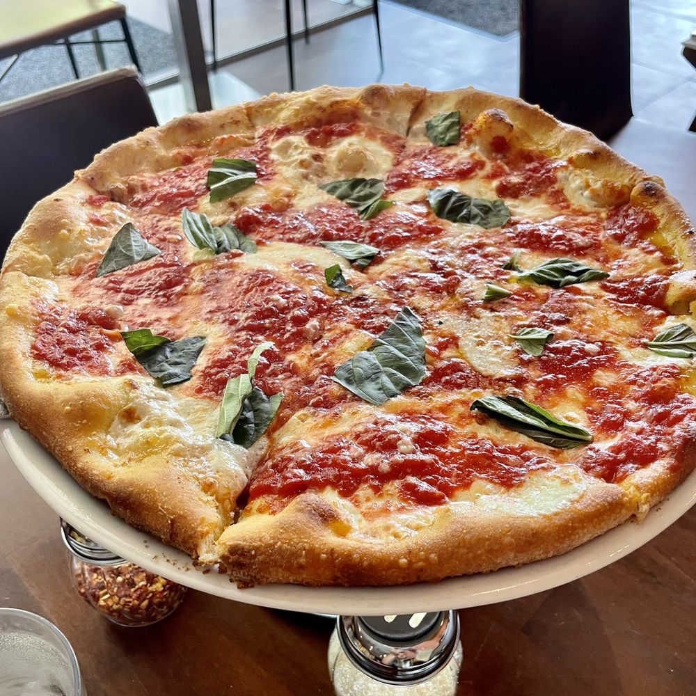 Inatteso Pizzabar - "Margherita" (mozzarella, basil, olive oil) - Italian Near Me - New York, New York