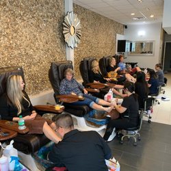 Purelux Nails & Spa