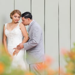 Love Life Photography - We'll pose you to perfection