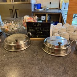 Hotel Seymour Supperclub - Soup choices on salad bar