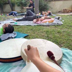 Soundbath with Evelyn - Outdoor community soundbath