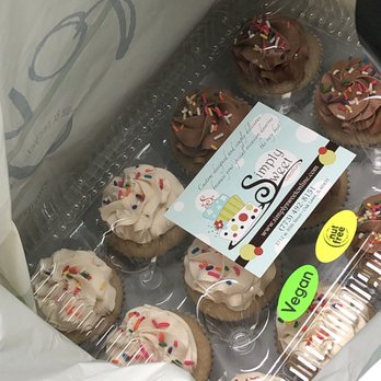 Simply Sweet Creations - Vegan cupcakes - Cupcakes Near Me - Oak Lawn, Illinois
