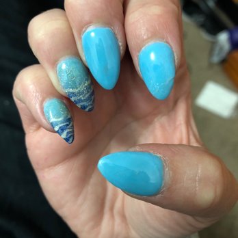 FNF Nail Spa - Right hand with a broken pointer finger and brownish tint on pinky and index finger. - Nail Salons Near Me - Plantation, Florida FNF Nail Spa - Right hand with a broken pointer finger and brownish tint on pinky and index finger. - Nail Salons Near Me - Plantation, Florida